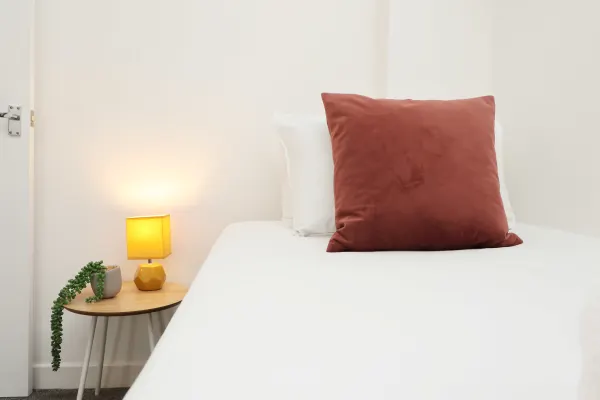 City / Sleeps 5 / TV Every Room - Image 3