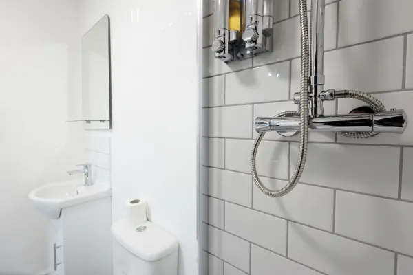 Parking, En-Suite Double Room, Kitchen - Image 6