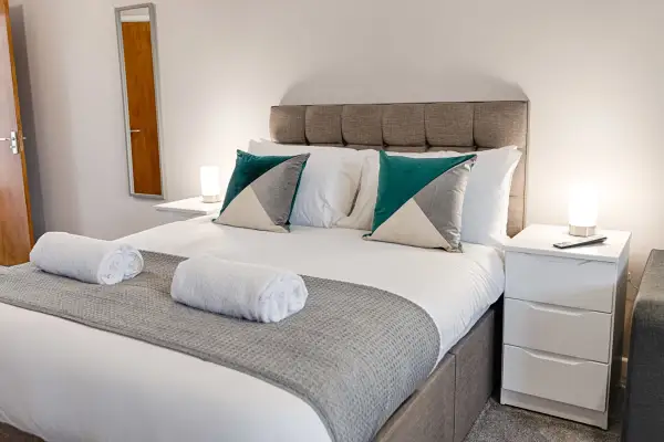 Fully Equipped Kitchen, Double room, Parking - Image 17