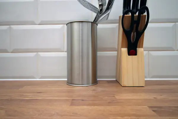 4-Bed Contractor House • Street Parking - Image 18