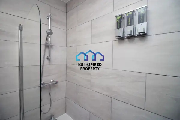 3 Beds • Parking • Near Morriston Hospital - Image 25