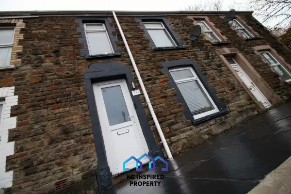 3 Beds • Parking • Near Morriston Hospital - Image 26