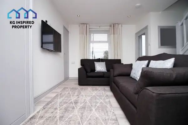 3 Beds • Parking • Near Morriston Hospital - Image 43