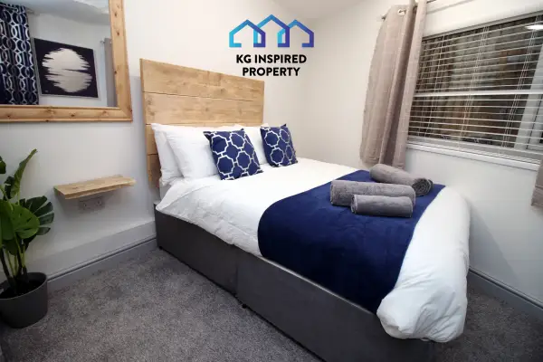 3 Beds • Parking • Near Morriston Hospital - Image 41