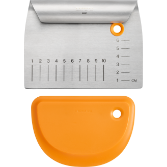 Taikinalasta Fiskars Functional Form 2 osaa