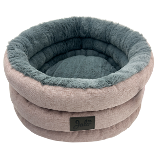 Kissanpeti Jalo pesä