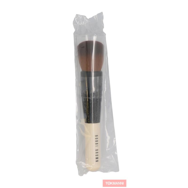 Meikkisivellin, Bobbi Brown Full Coverage Face