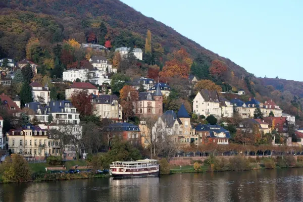 Nevndin í Nemlia hitti yvirborgarstjóran í Heidelberg