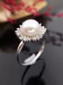 Fashion Freshwater Pearl Snowflake Ring