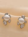 Fashion Freshwater Pearl Flowery stud Earring