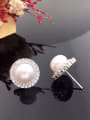 Fashion Freshwater Pearl Zircon Round stud Earring