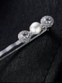 Elegant Pearl Crystal Brooch