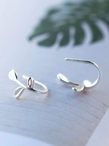 925 Sterling Silver With 18k Gold Plated Simplistic Leaf Earrings