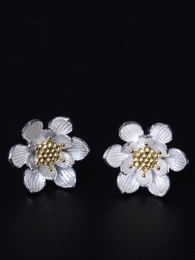 Fashionable Flower Women stud Earring