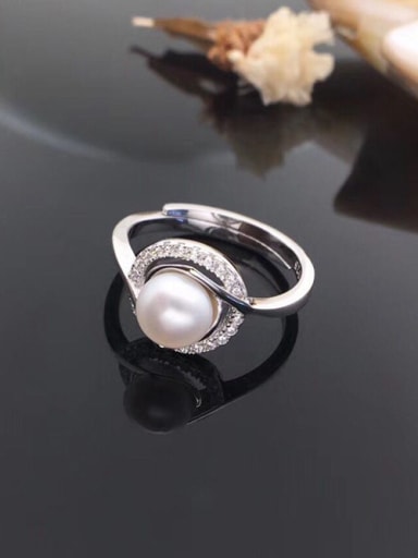 Freshwater Pearl Zircon Round Ring