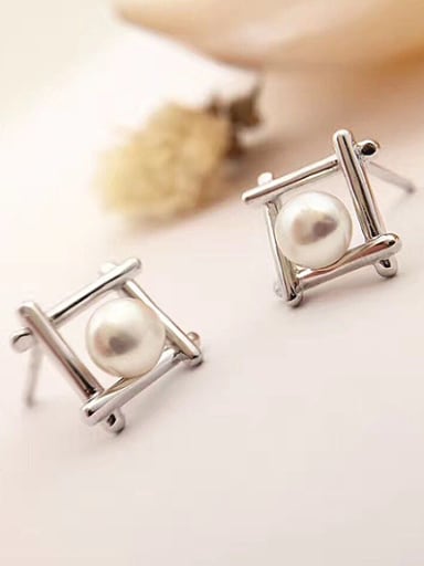 Fashion Square Freshwater Pearl stud Earring