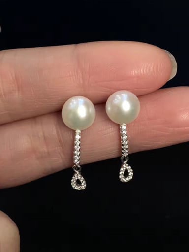 Freshwater Pearl Water Drop shaped drop earring