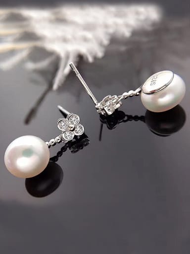 Freshwater Pearl Flower shaped drop earring