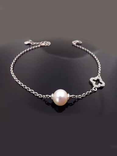 Freshwater Pearl Hollow Clover Bracelet