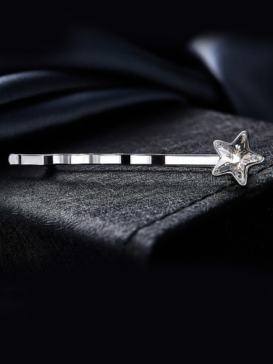 Star Shaped Crystal Brooch