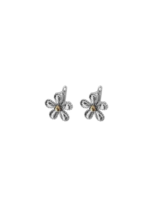 Chris 925 Sterling Silver With 18k Gold Plated Delicate Flower Stud Earrings