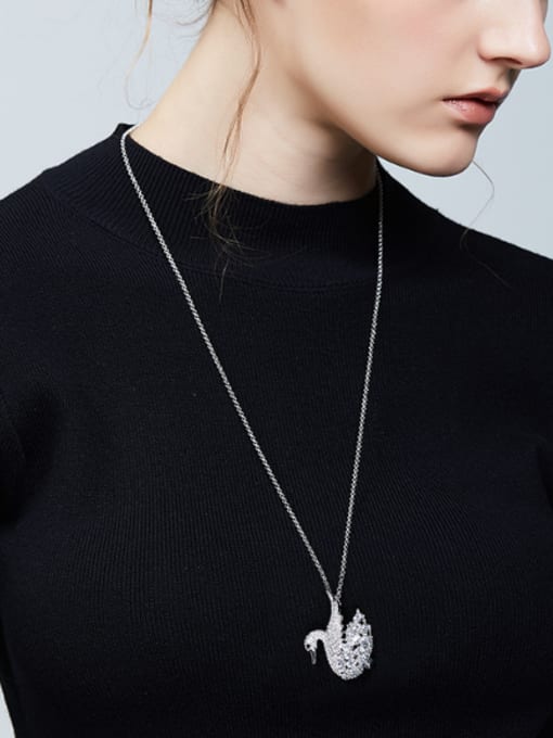 Maja Elegant Cubic Zircon Swan Sweater Chain