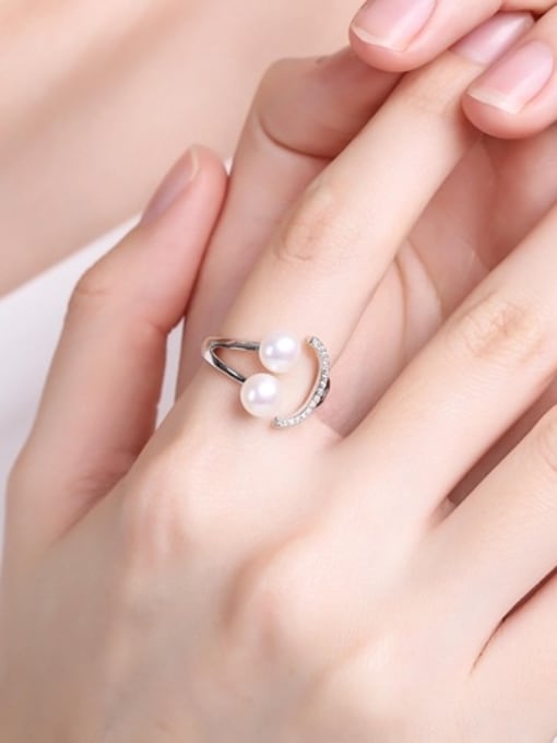 Evita Peroni Fashion Freshwater Pearl Smiling Face Opening Ring