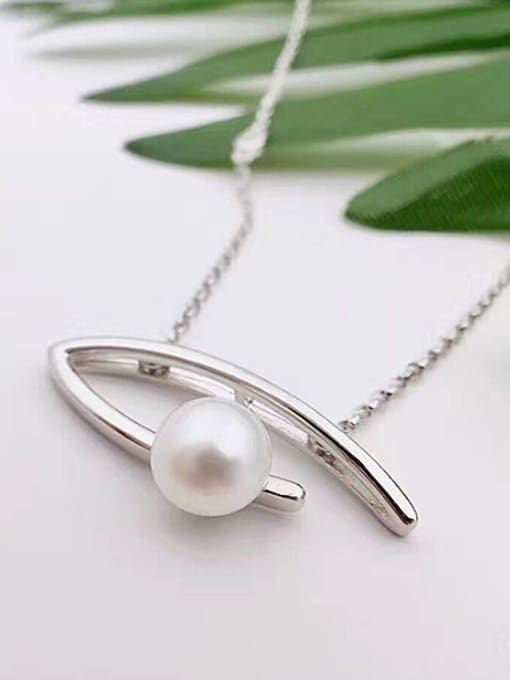 Evita Peroni Fashion Freshwater Pearl Eye-shaped Necklace