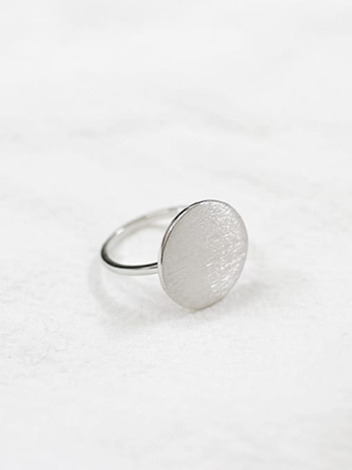 Arya Simple Round Silver Smooth Ring