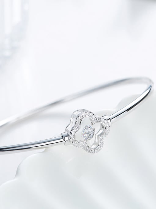 Maja Simple Hollow Four-leaf Clover Cubic Rotational Zircon 925 Silver Bangle