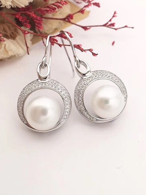 Evita Peroni Freshwater Pearl Crescent shaped hook earring