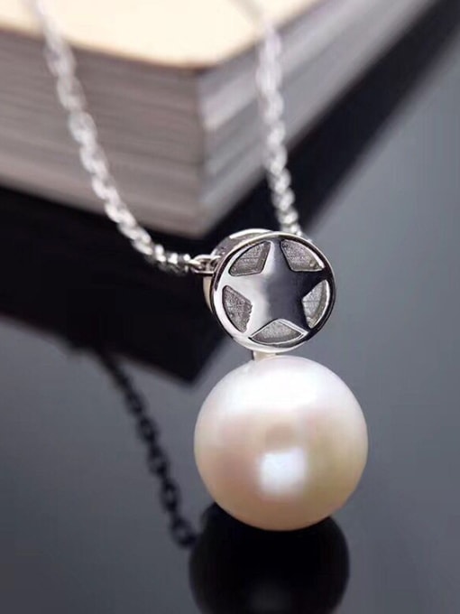 Evita Peroni Freshwater Pearl Five-pointed Star Necklace