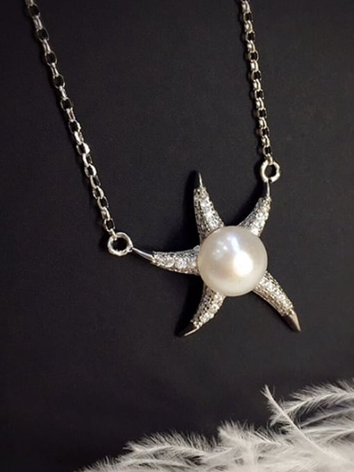 Evita Peroni Fashion Starfish Freshwater Pearl Necklace