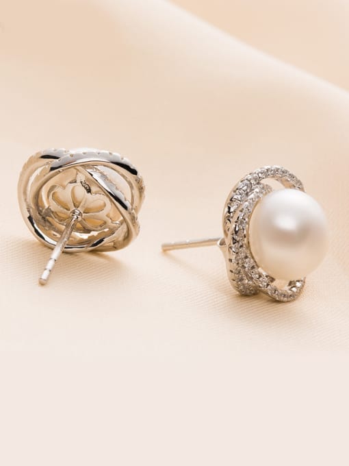 Evita Peroni Freshwater Pearl Hollow Flower-shaped stud Earring