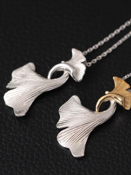 Christian Fashionable Ginkgo Leaves Women Necklace