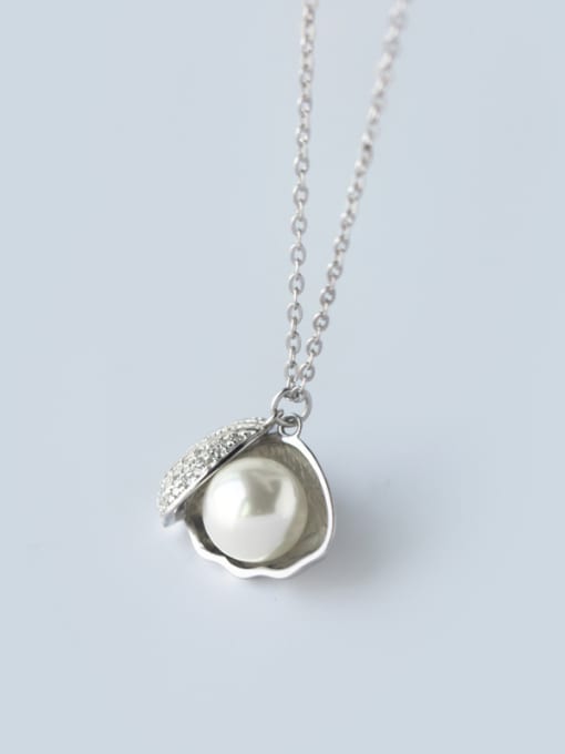 Tina Fashion Shell Shaped Freshwater Pearl S925 Silver Pendant