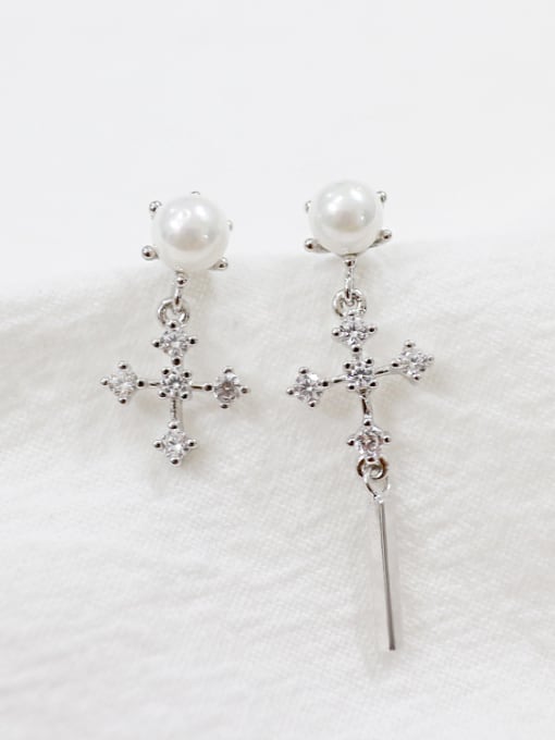 Arya Fashion White Artificial Pearl Cubic Zircon Cross Silver Stud Earrings