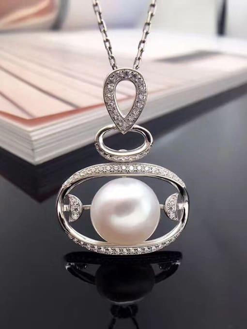 Evita Peroni Exaggerated Freshwater Pearl Oblate Necklace