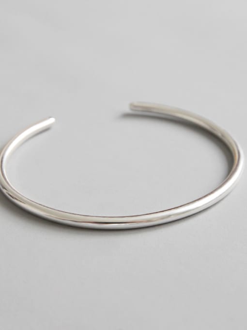 Arya Sterling silver minimalist style glossy silver open bracelet