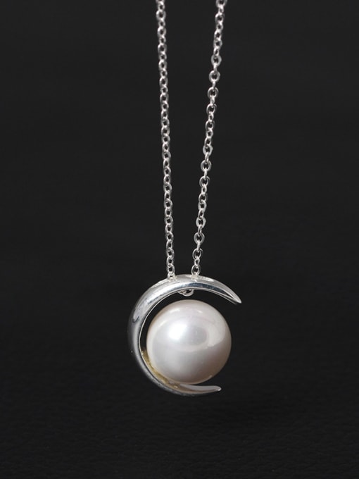 Christian Moon Shell Pearl Clavicle Necklace