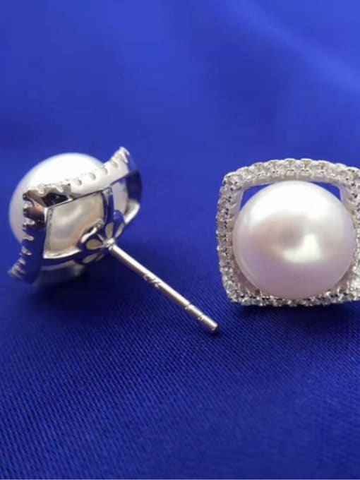 Evita Peroni Fashion Freshwater Pearl Square stud Earring