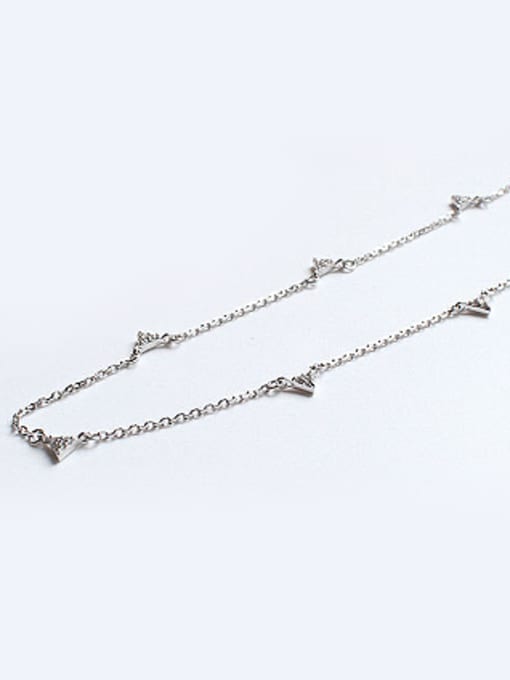 Arya Simple Tiny Zircon-studded Triangles Silver Necklace