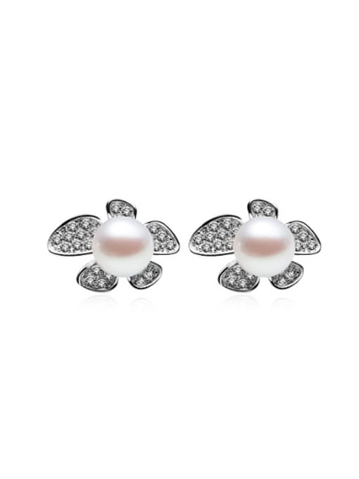 Evita Peroni Fashion Freshwater Pearl Flowery stud Earring