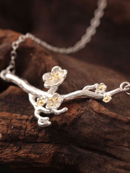 Christian Creative Flower Plum Silver Necklace