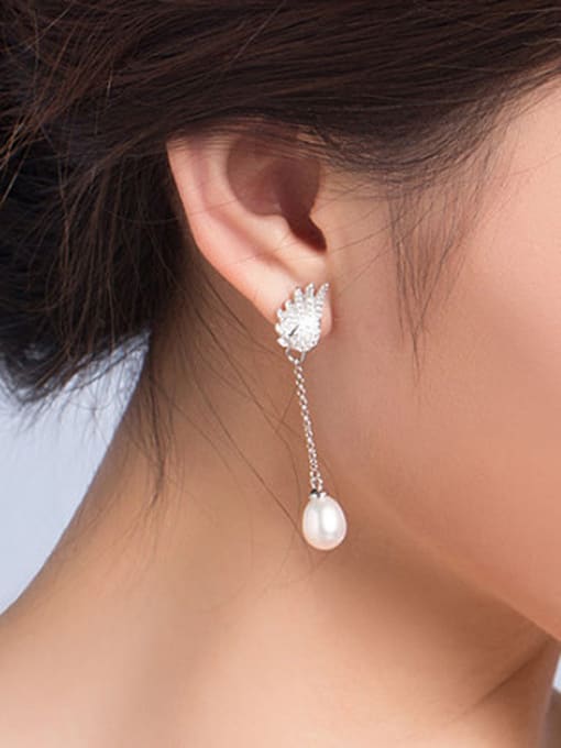 Evita Peroni Freshwater Pearl Wing Drop threader earring