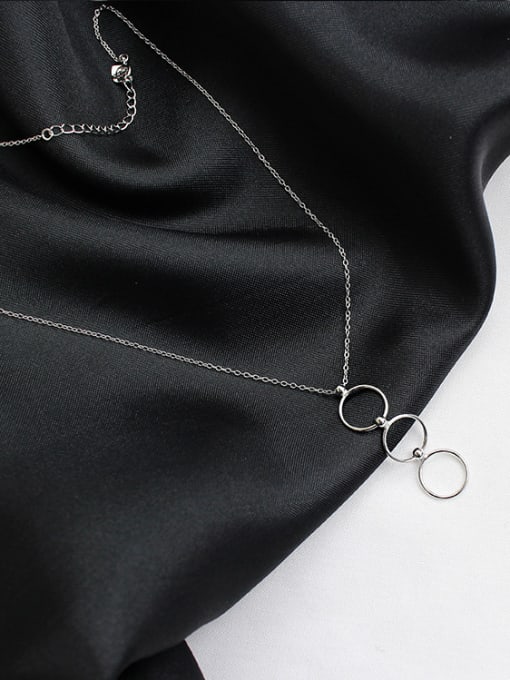 Arya Simple Personalized Three Circles Pendant Silver Necklace