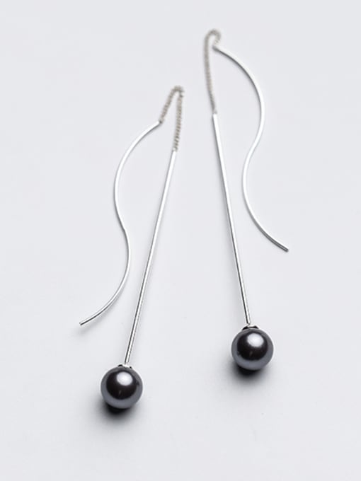 Tina Elegant Wave Shaped Black Pearl Silver Line Earrings