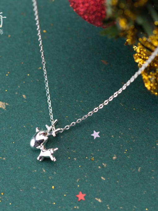 Tina Christmas jewelry: Sterling silver sweet elk necklace