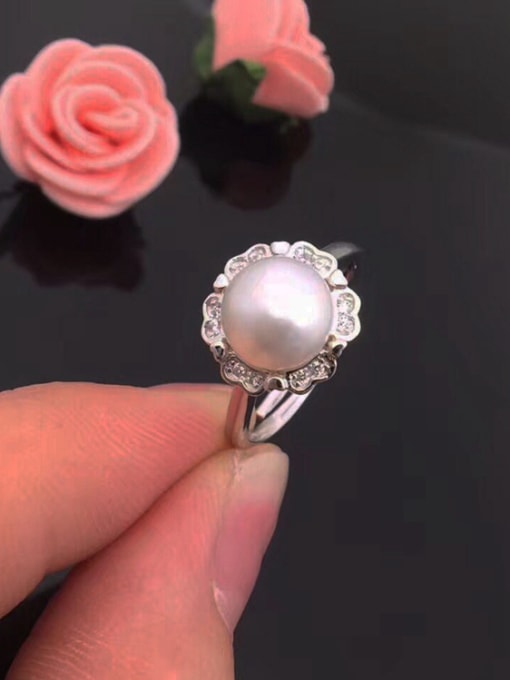 Evita Peroni Freshwater Pearl Flower Ring