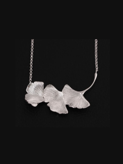 Christian Creative Fresh Ginkgo Leaves Necklace